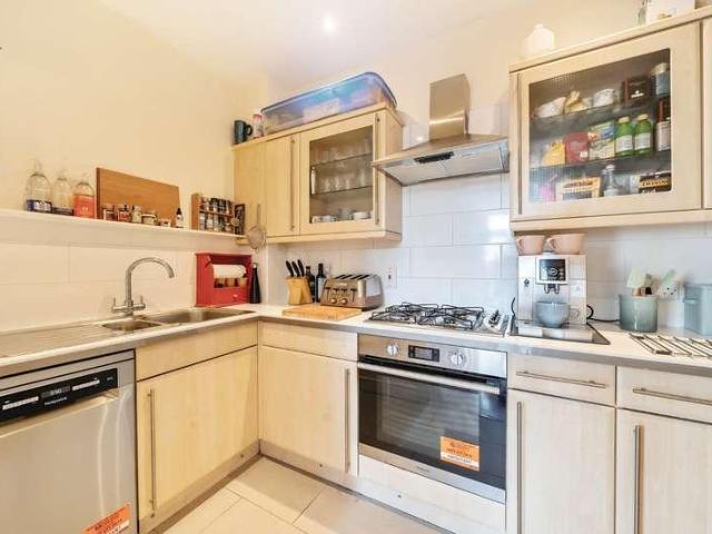 Flat for sale in Ewens Farm, Golden Valley