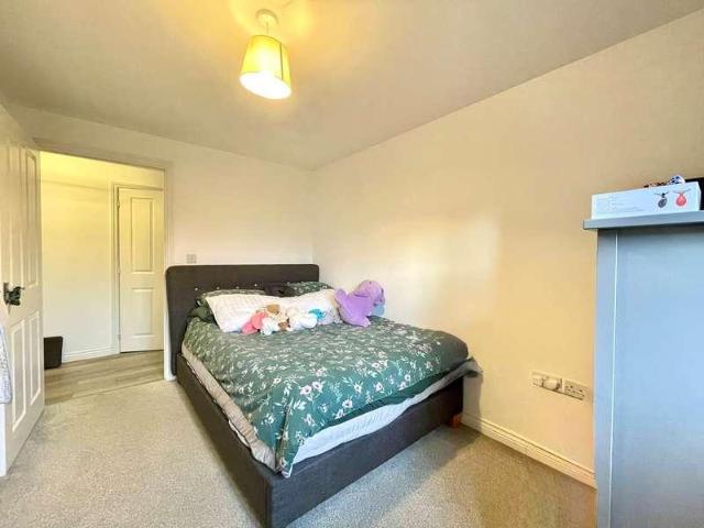 Flat for sale in Bletchley and Fenny Stratford, Bletchley