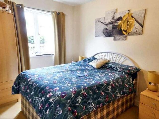Flat for sale in Northgate, Glynde