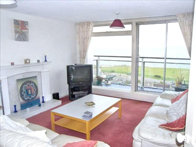 Flat for sale in Whitley Bay, North Tyneside