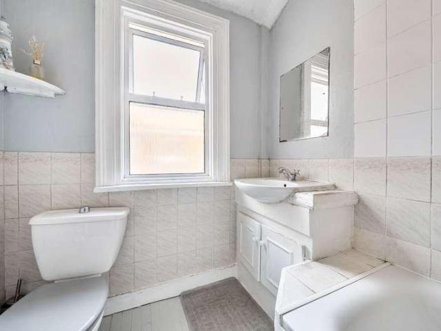 Flat for sale in London Borough of Harrow, Greater London