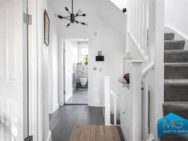 Flat for sale in Finchley, Isle Of Man