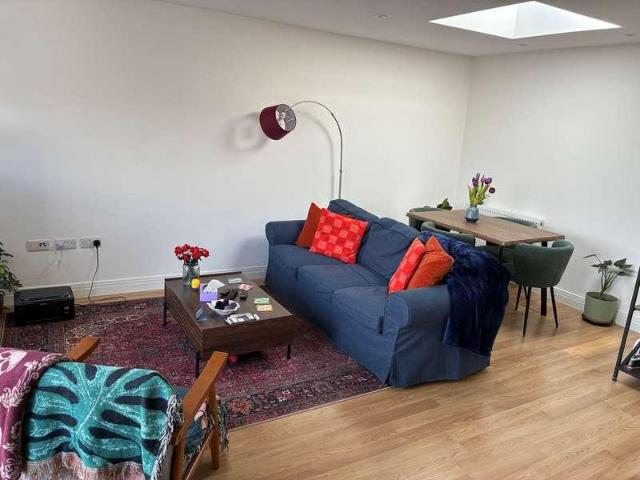 Flat for sale in Headington Shops, The Slade