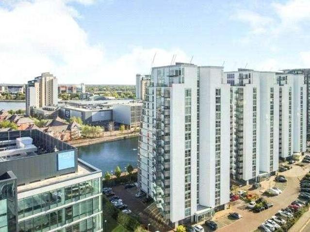 Flat for sale in Salford, Greater Manchester