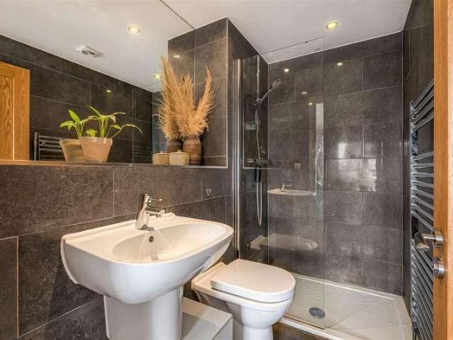 Flat for sale in Newquay, Cornwall
