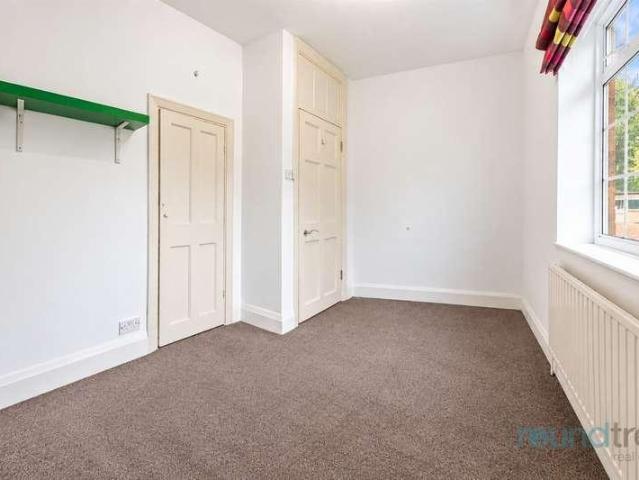 Flat for sale in London Borough of Barnet, Greater London