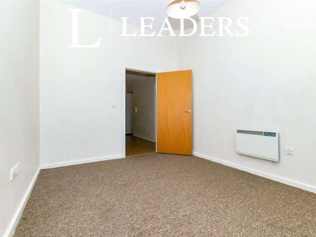 Flat for sale in Priddy's Hard, Middlecroft