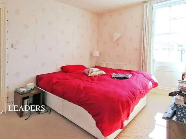 Flat for sale in West Worthing, Worthing