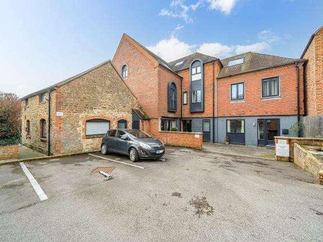 Flat for sale in Caldecott, Dromore