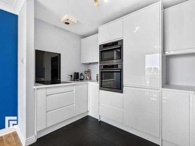 Flat for sale in Newtown, Falcon Lodge