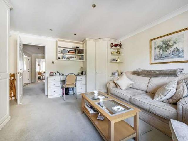 Flat for sale in London Borough of Barnet, Greater London