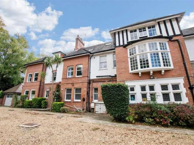 Flat for sale in Westbourne, Bournemouth