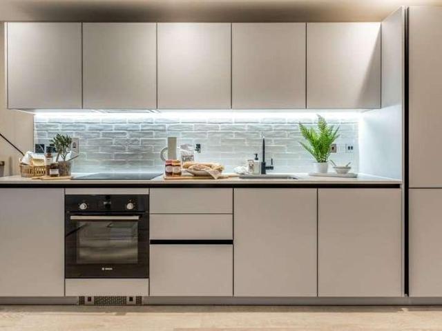 Flat for sale in Slough