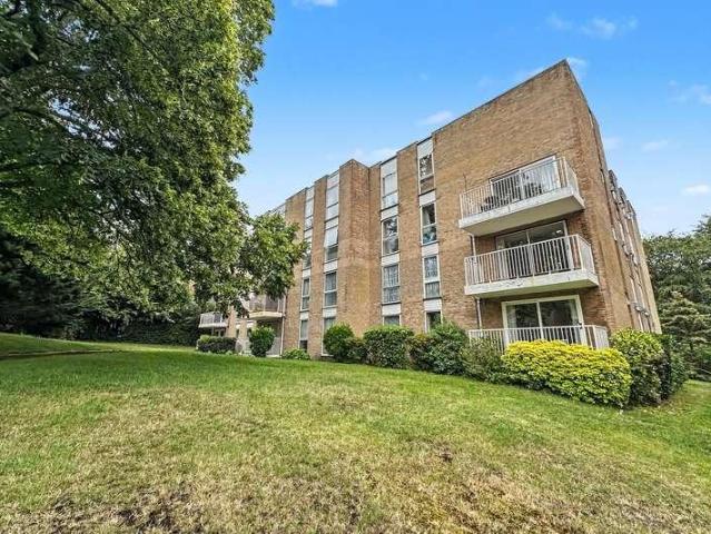 Flat for sale in Winton, Bournemouth