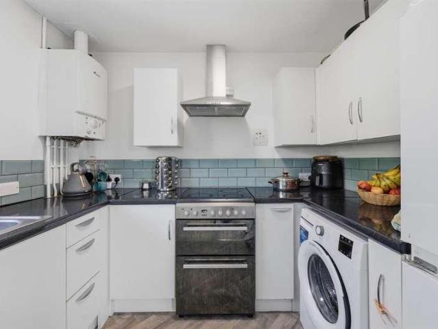 Flat for sale in Feckenham, City Of Bristol