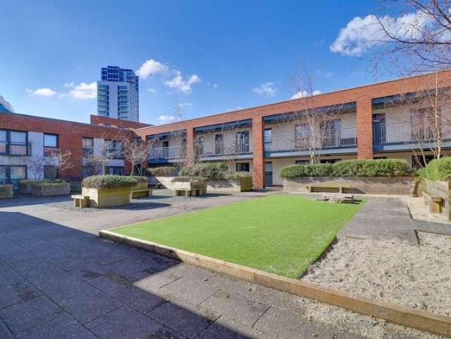 Flat for sale in Woolston, City Of Southampton