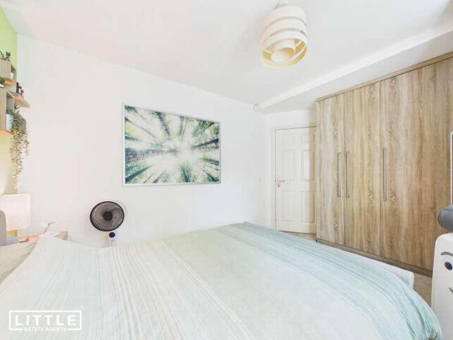 Flat for sale in Knowsley