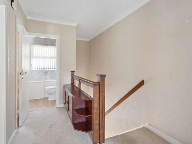 Flat for sale in Farnham Common, Buckinghamshire