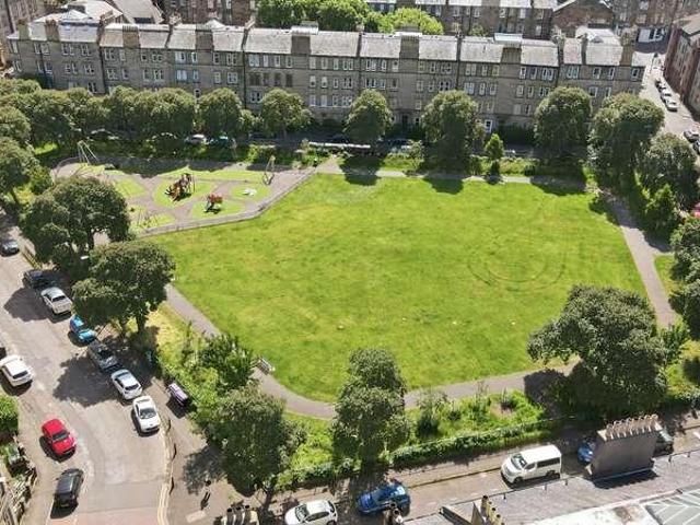 Flat for sale in Gorgie/Dalry, Scotland