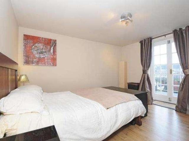 Flat for sale in Enborne, West Berkshire