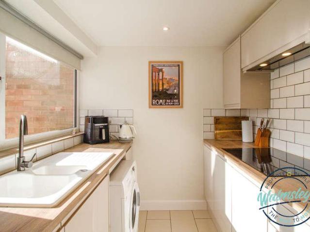 Flat for sale in Allesley, Coventry