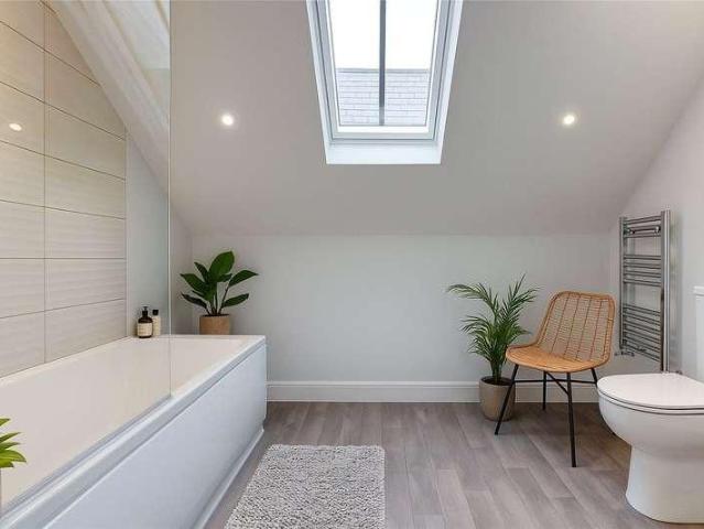 Flat for sale in Ashford Carbonell, Shropshire