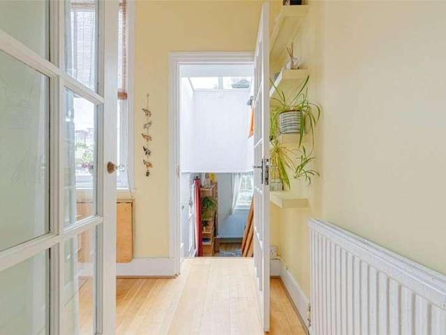 Flat for sale in London Borough of Brent, Greater London