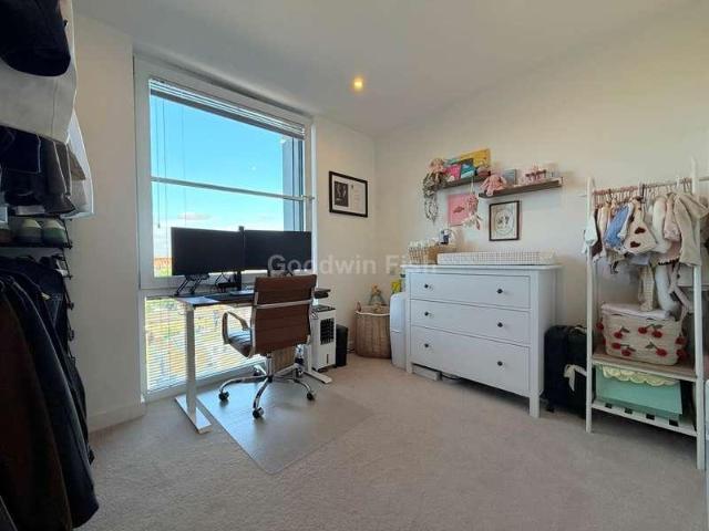 Flat for sale in Georgia, Greater Manchester