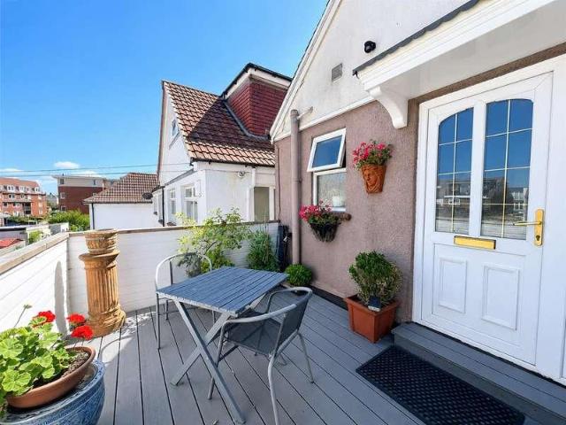 Flat for sale in Lee-on-the-Solent, Middlecroft