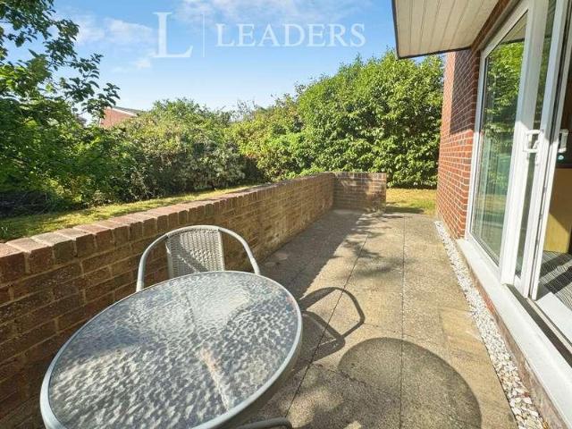 Flat for sale in Spring Vale, Hampshire
