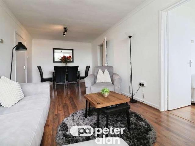Flat for sale in Falcon Lodge, Wales