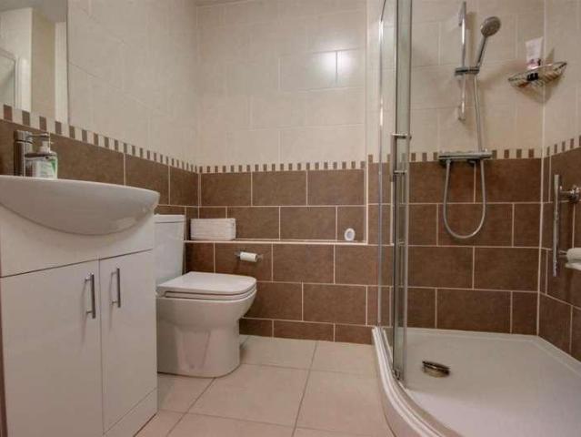 Flat for sale in Hull