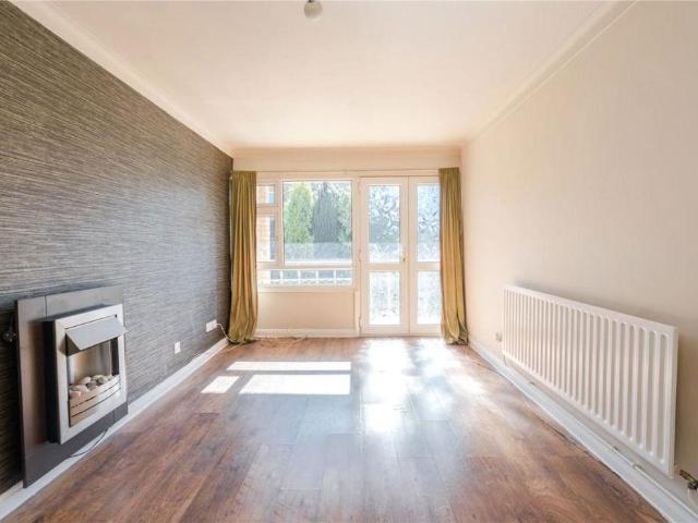 Flat for sale in Littlefield, Grimsby