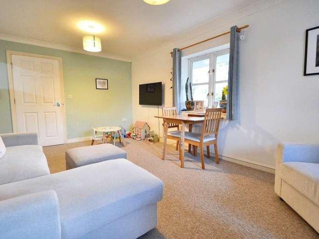 Flat for sale in St Cross, Hampshire