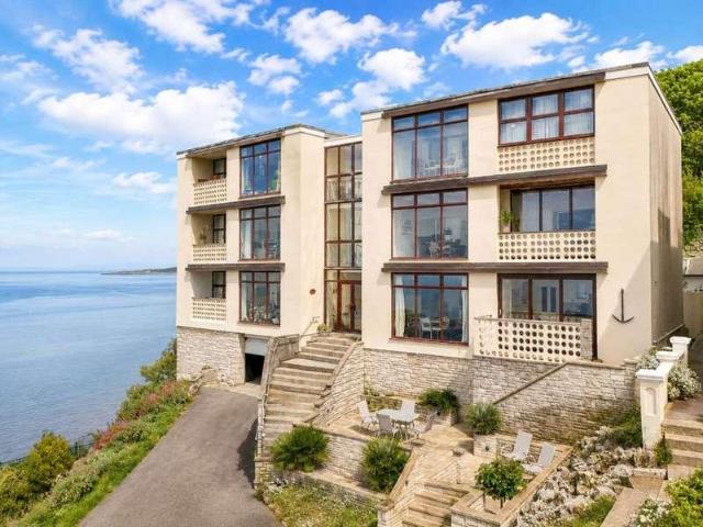 Flat for sale in Weston-super-mare, North Somerset