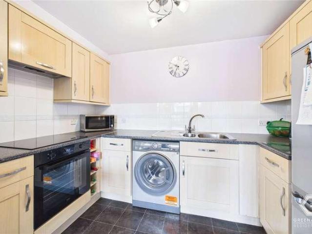 Flat for sale in Three Bridges, Glynde