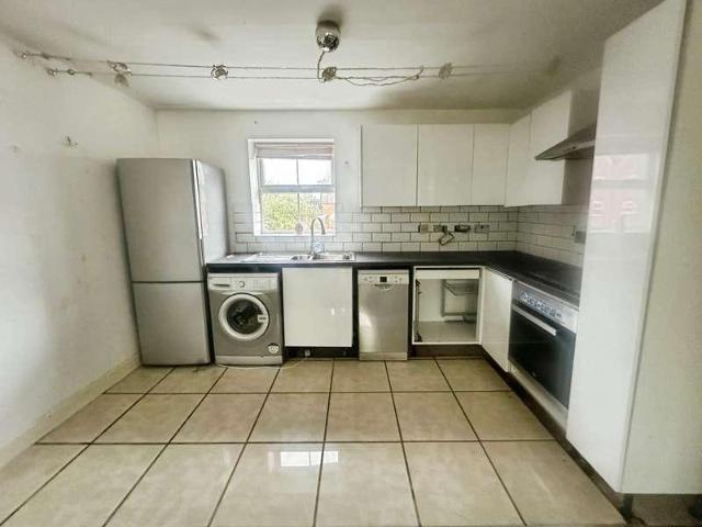 Flat for sale in Hollins, Bury