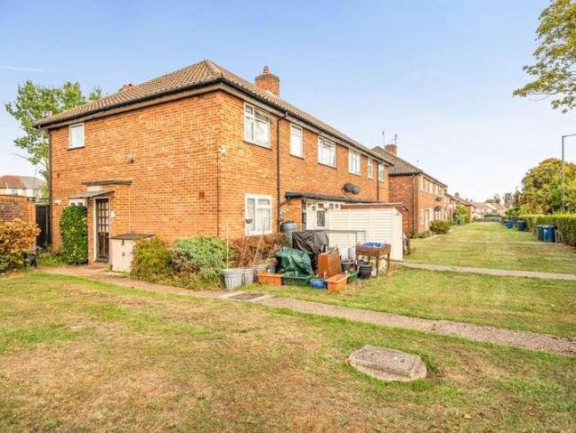 Flat for sale in London Borough of Harrow, Greater London