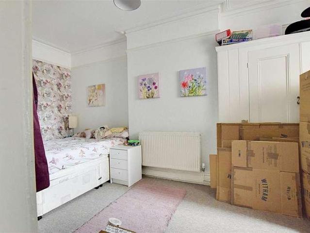 Flat for sale in Central, Heathlands