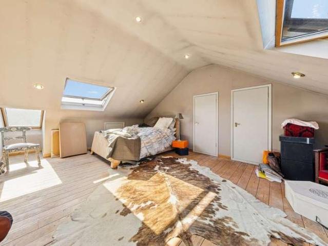 Flat for sale in Elmers End, Greater London