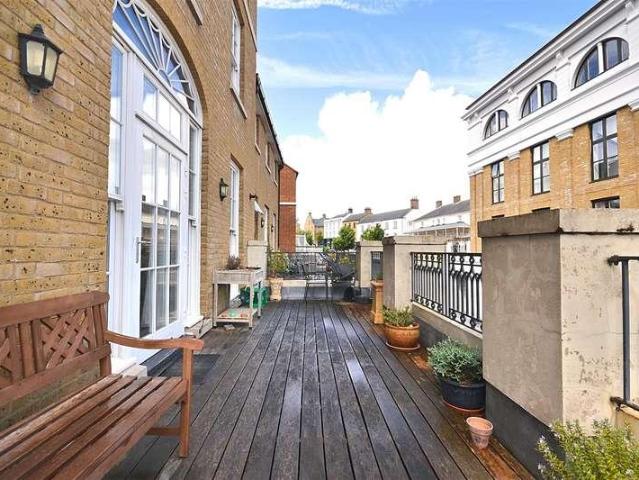 House for sale in Poundbury, Fordington