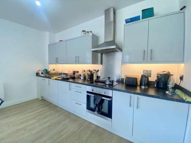 Flat for sale in Georgia, Greater Manchester