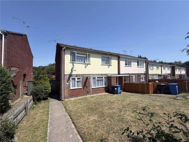 Flat for sale in Alder Hills, Poole