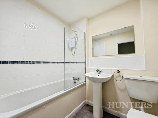 Flat for sale in Greater London