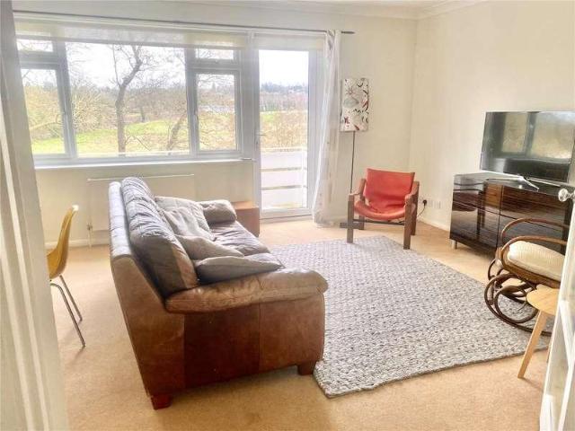 Flat for sale in West End, Blackhills