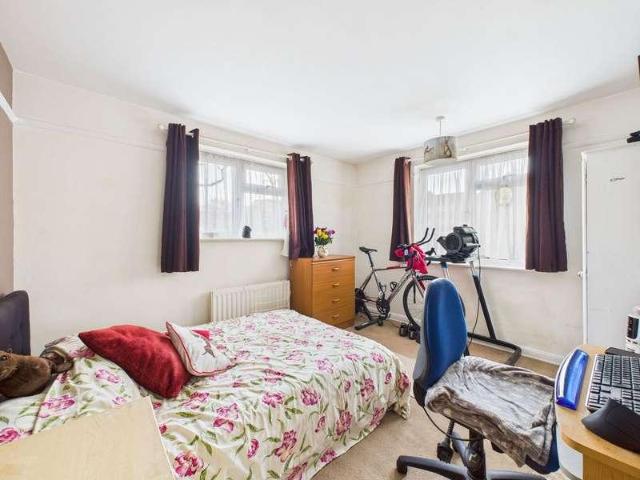 Flat for sale in Goring-by-Sea, Worthing