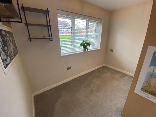Flat for sale in Blackrod, Bolton