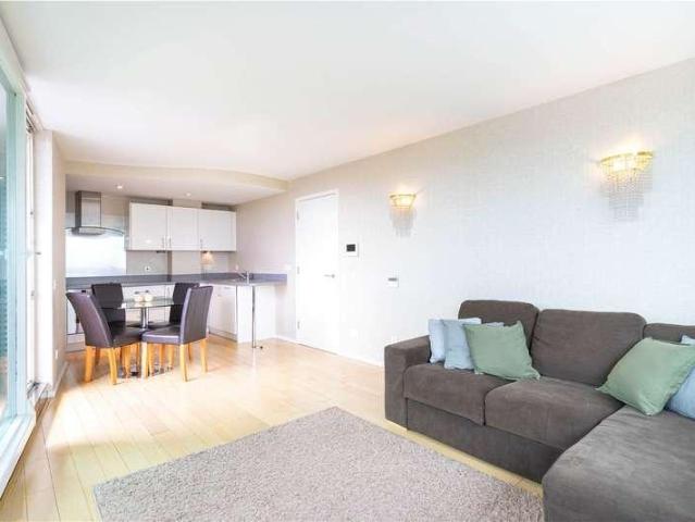 Flat for sale in Greater London