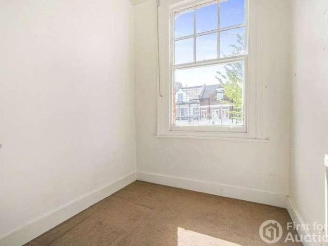 Flat for sale in London Borough of Bromley, Greater London