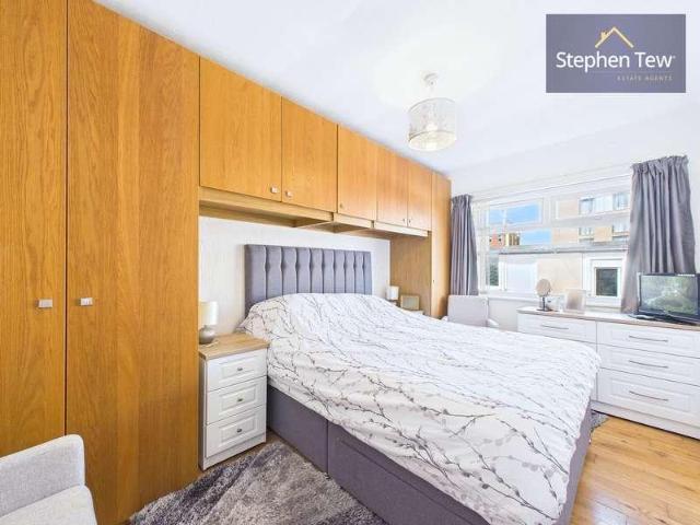 Flat for sale in Squires Gate, Blackpool